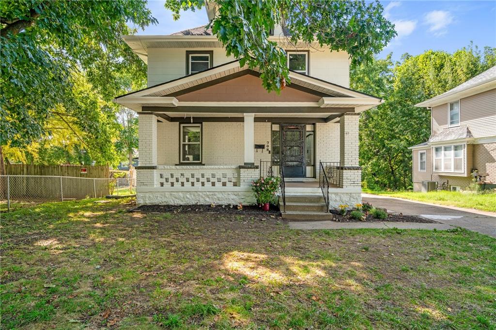 Homes for sale in Independence, MO | 708 N Liberty St, Independence, MO 64050 | MLS# 2575294