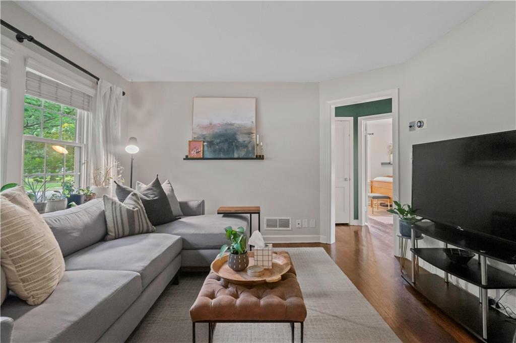 Homes for sale in Merriam, KS | 8514 W 55Th St, Merriam, KS 66202 | MLS# 2575600