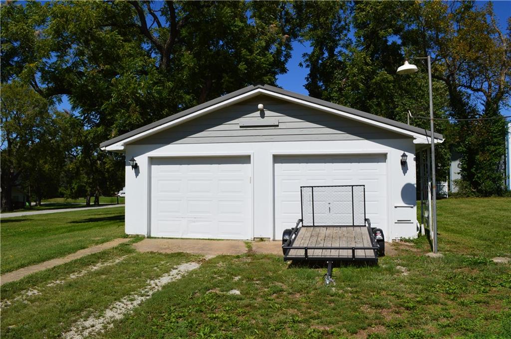 Homes for sale in Lyndon, KS | 311 E 8Th St, Lyndon, KS 66451 | MLS# 2576997