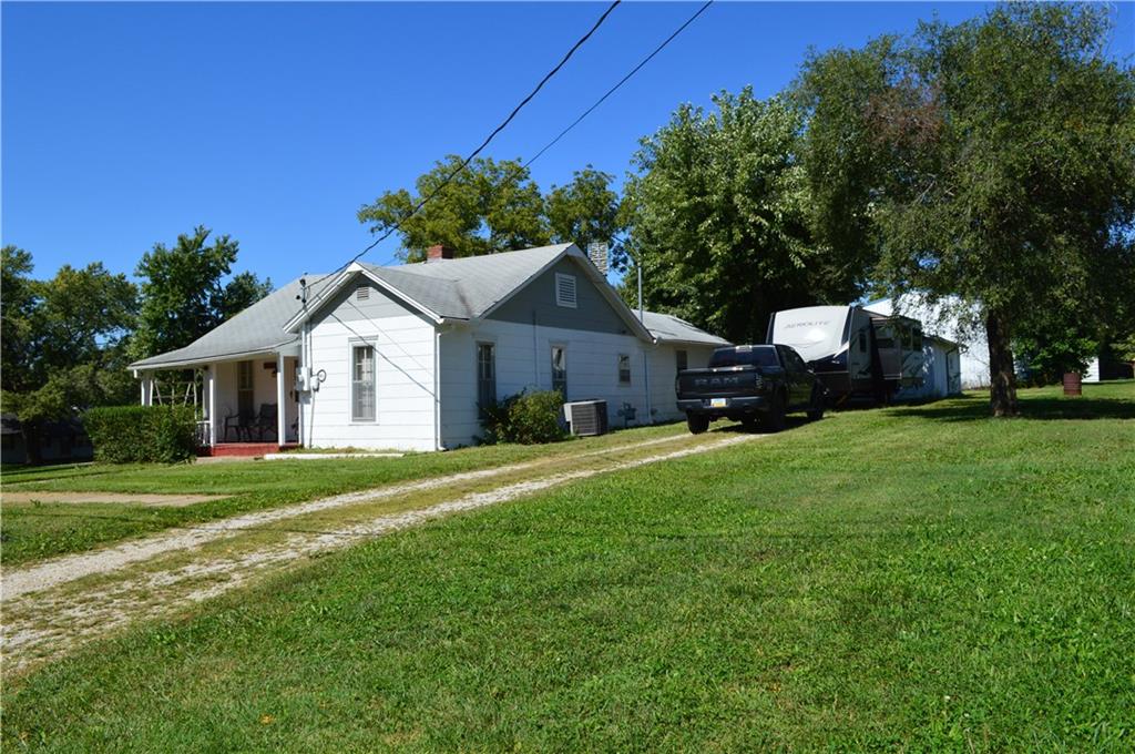 Homes for sale in Lyndon, KS | 311 E 8Th St, Lyndon, KS 66451 | MLS# 2576997
