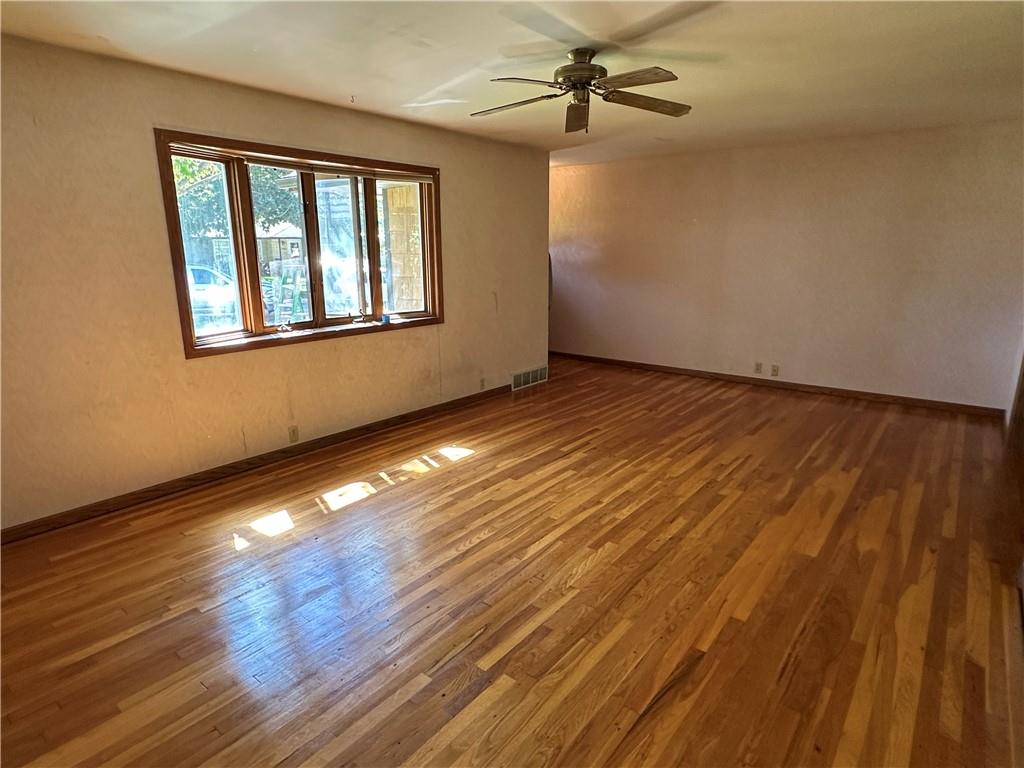 Homes for sale in Salina, KS | 717 Morningside Dr, Salina, KS 67401 | MLS# 2577802