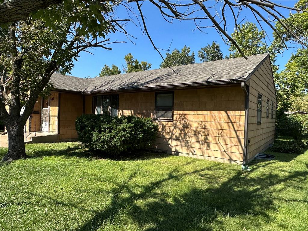 Homes for sale in Salina, KS | 717 Morningside Dr, Salina, KS 67401 | MLS# 2577802