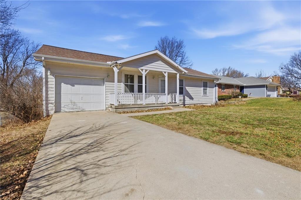 Homes for sale in Lawson, MO | 1105 N Doniphan St, Lawson, MO 64062 | MLS# 2578051