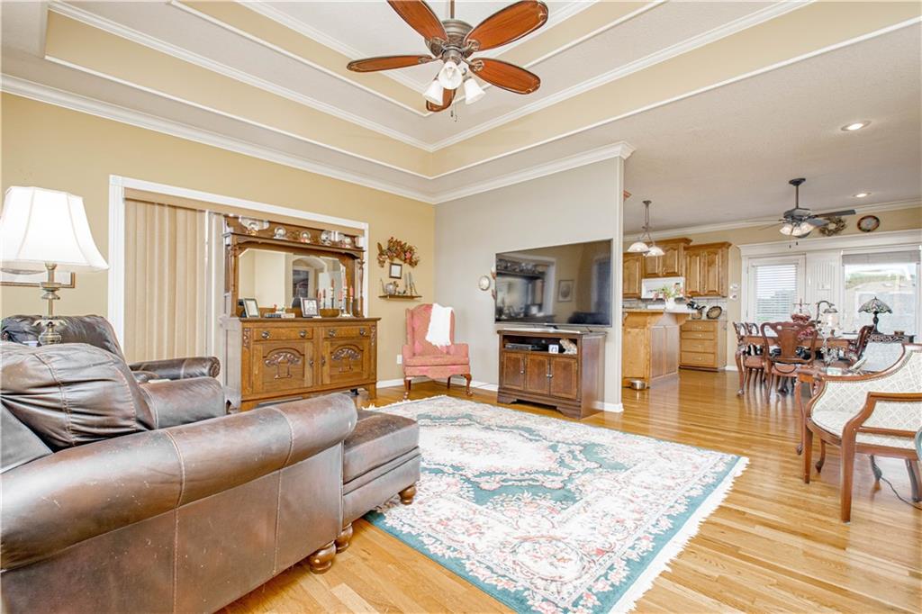 4th image of 3722 S Bolger Ct, Independence, MO 64055 | MLS# 2578398