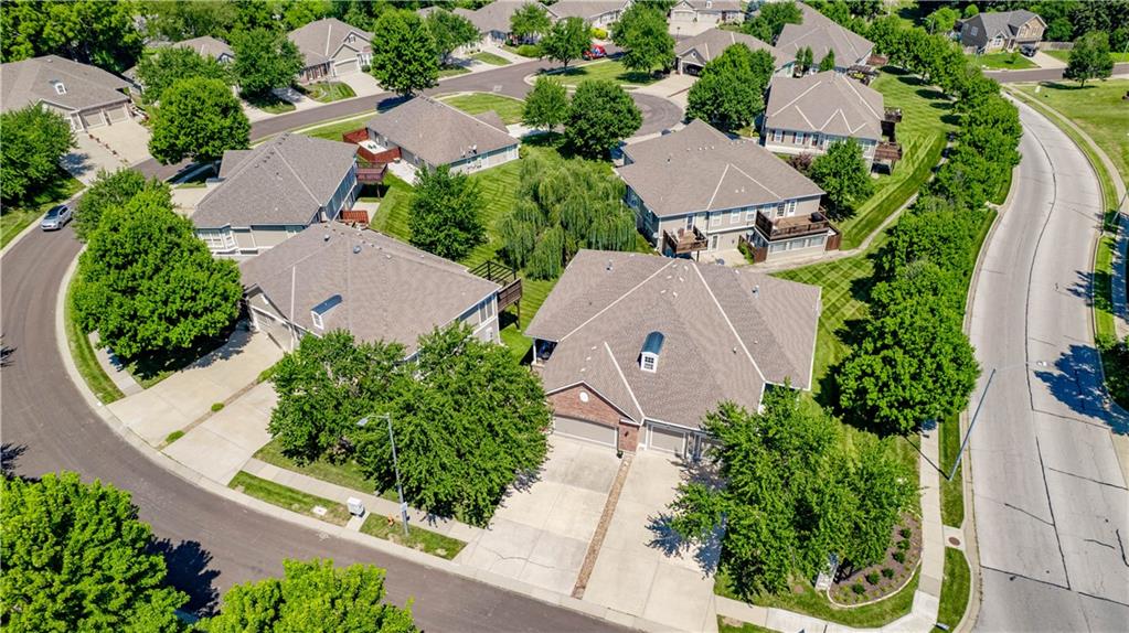 3rd image of 3722 S Bolger Ct, Independence, MO 64055 | MLS# 2578398