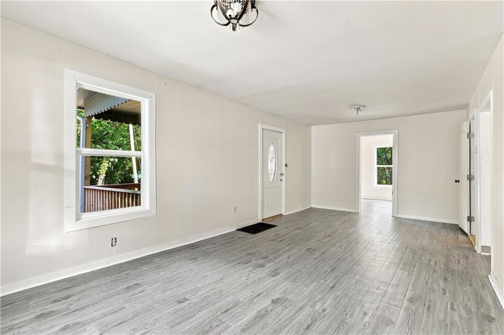 Photo 4 of Single family home for sale at 4032 Kensington Ave, Kansas City, MO 64130 | MLS# 2578507 | Listing updated on 2026-09-04