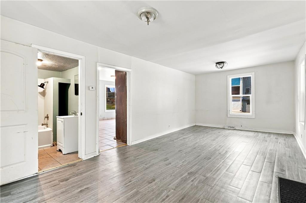 Photo 2 of Single family home for sale at 4032 Kensington Ave, Kansas City, MO 64130 | MLS# 2578507 | Listing updated on 2026-09-04