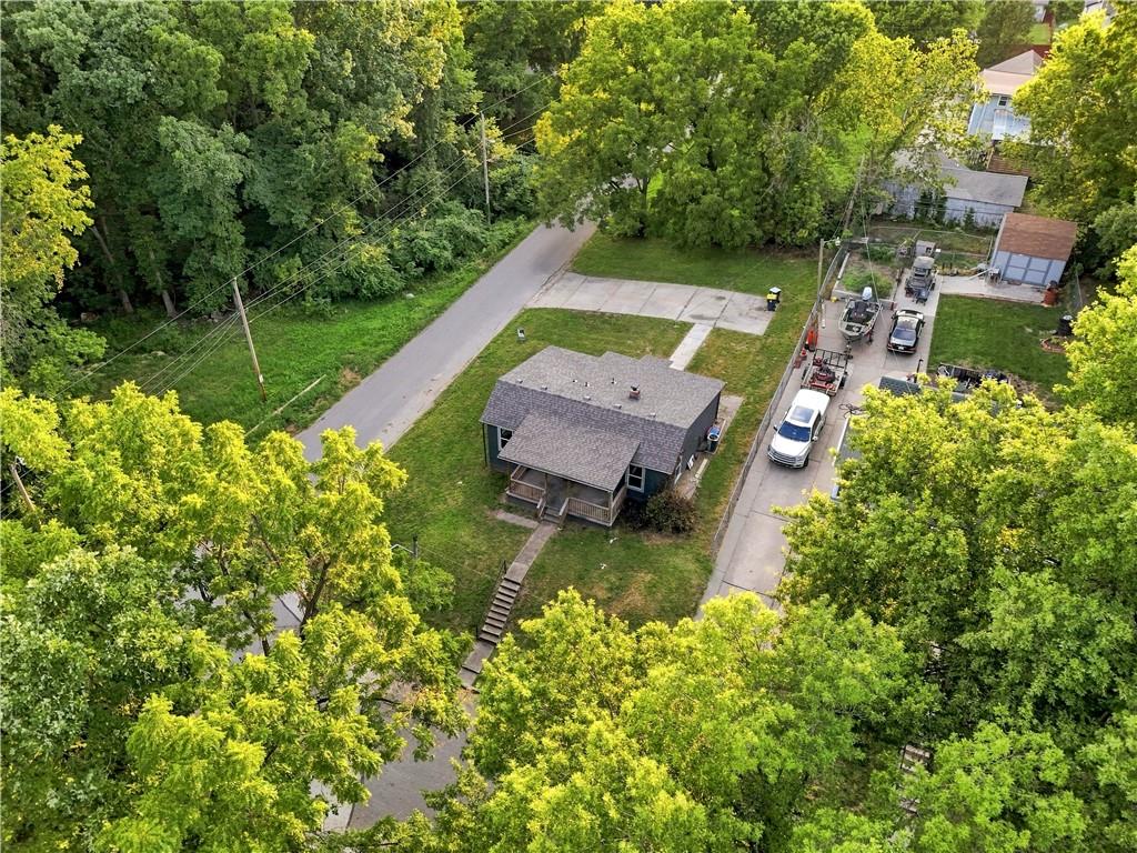 Photo 31 of Single family home for sale at 4032 Kensington Ave, Kansas City, MO 64130 | MLS# 2578507 | Listing updated on 2026-09-04