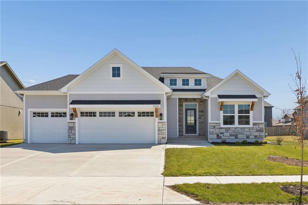 1st image of 32283 W 165th St, Gardner, KS 66030 | MLS# 2578883