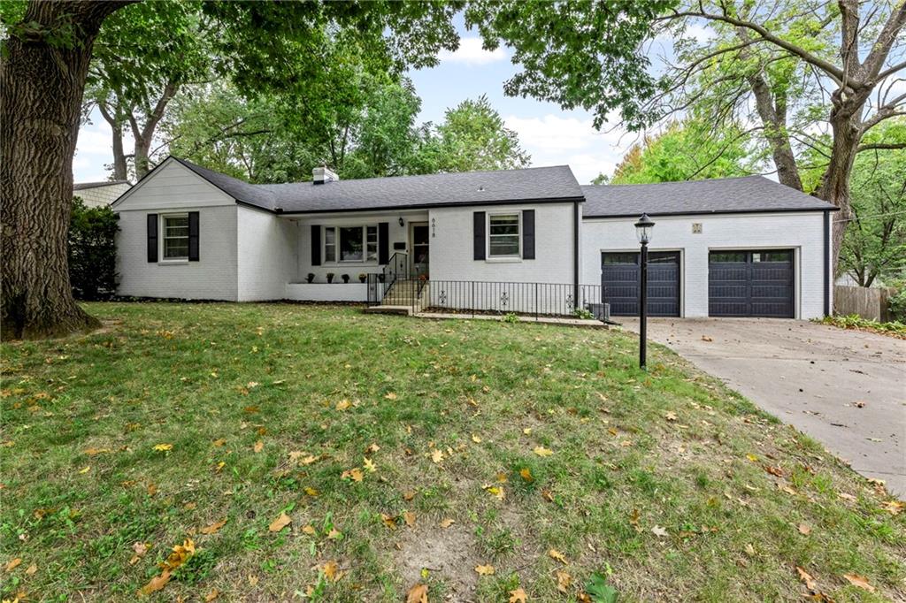 Homes for sale in Merriam, KS | 6618 Craig Rd, Merriam, KS 66202 | MLS# 2579564