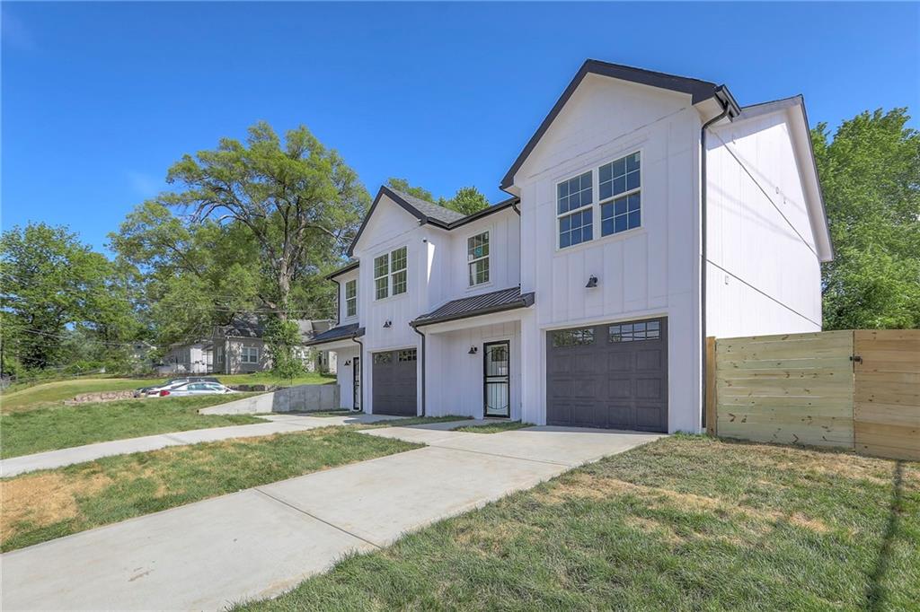 Homes for sale in Independence, MO | 427 W Linden Ave Ave, Independence, MO 64050 | MLS# 2581504