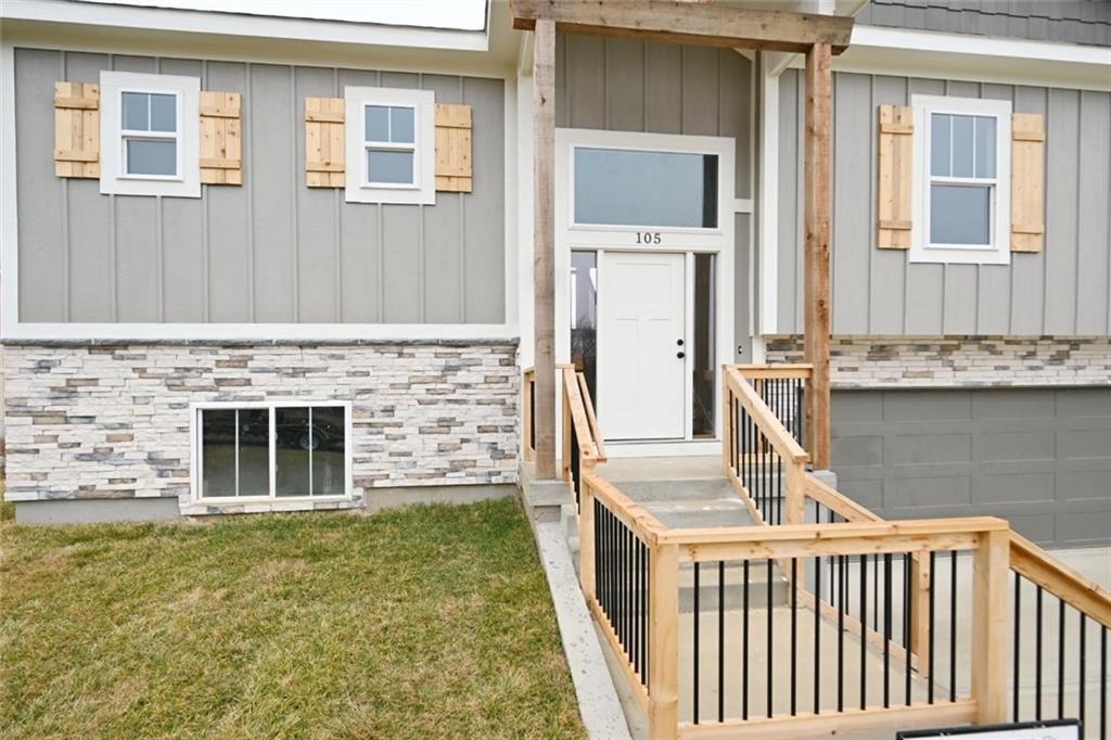 Homes for sale in Dearborn, MO | 105 Johnson Cir, Dearborn, MO 64439 | MLS# 2581577