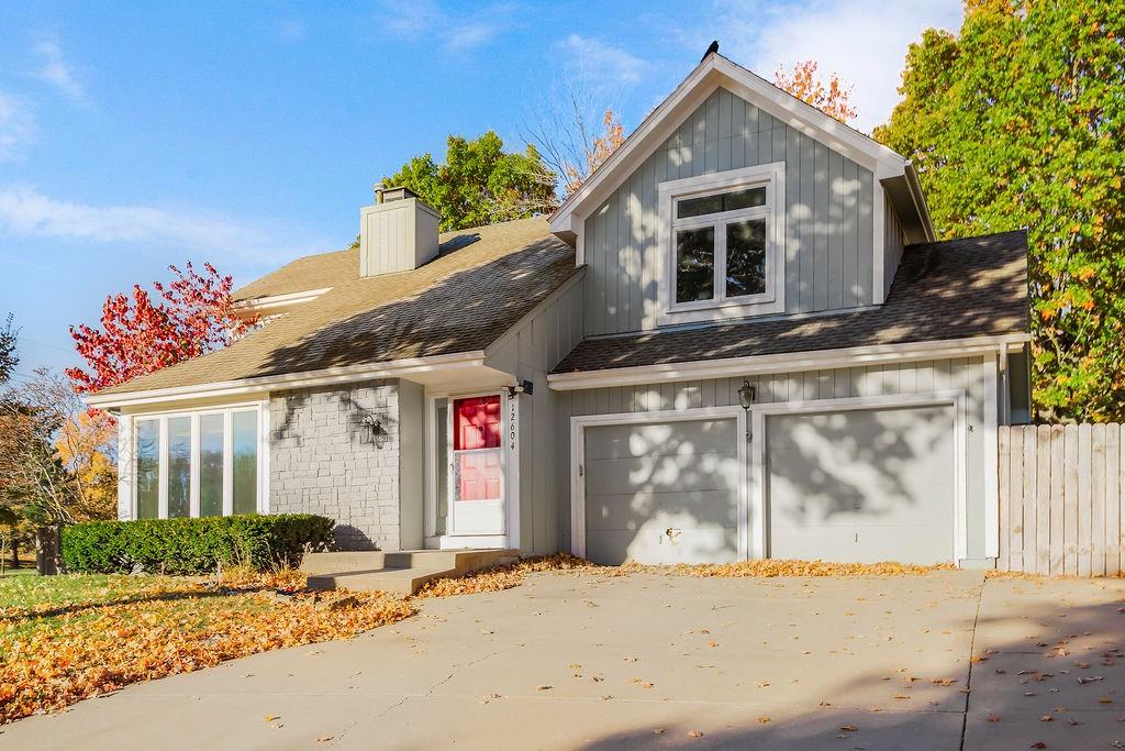 Homes for sale in Olathe, KS | 12604 S Brougham Dr, Olathe, KS 66062 | MLS# 2582592