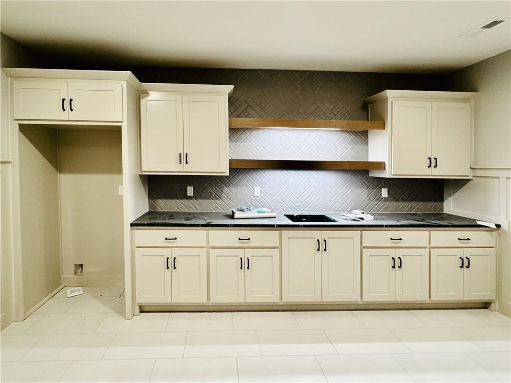 8th image of 12730 Nw Larkspur Ln, Platte City, MO 64079 | MLS# 2582830