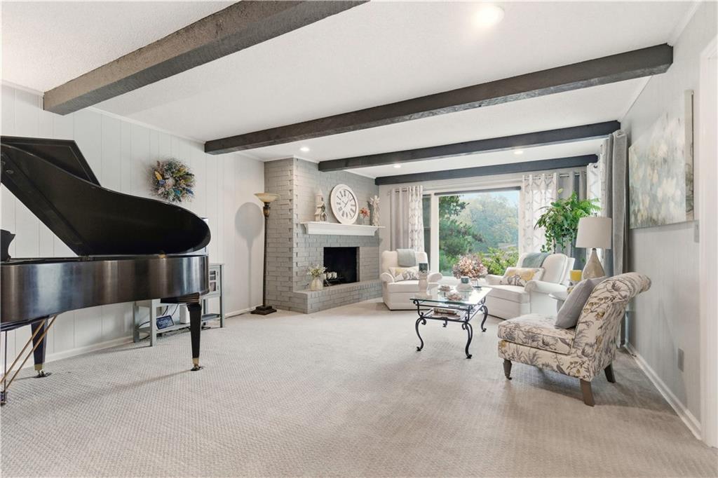 Homes for sale in Raytown, MO | 6817 Lakeshore Dr, Raytown, MO 64133 | MLS# 2584086