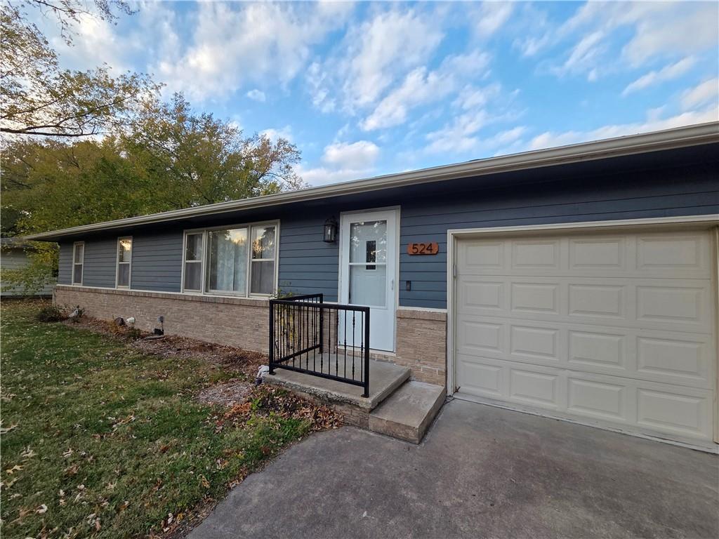 Homes for sale in Adrian, MO | 524 Pin Oak St, Adrian, MO 64720 | MLS# 2584187