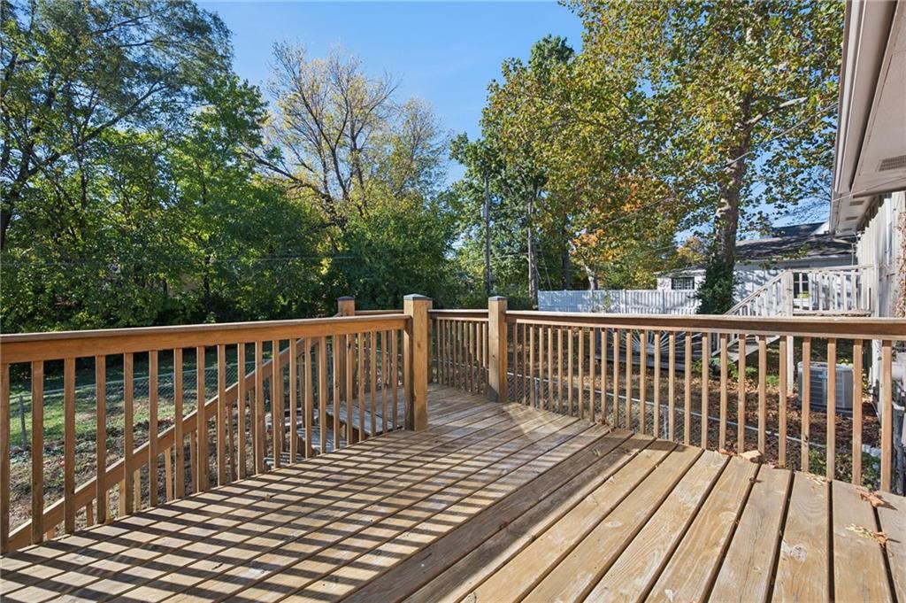 Homes for sale in Olathe, KS | 1033 E Huntington Pl, Olathe, KS 66061 | MLS# 2584269