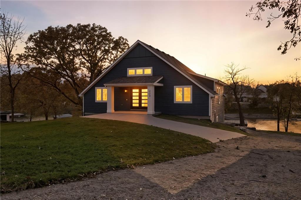 Homes for sale in Gallatin, MO | 622 Lake Viking Ter, Gallatin, MO 64640 | MLS# 2584414