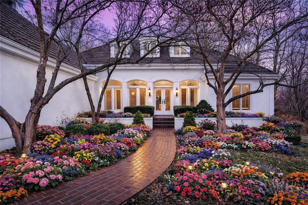 Homes for sale in Loch Lloyd, MO | 16911 Meadow Ln, Loch Lloyd, MO 64012 | MLS# 2584596