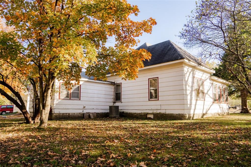 Homes for sale in Parsons, KS | 2617 N North Blvd, Parsons, KS 67357 | MLS# 2585173