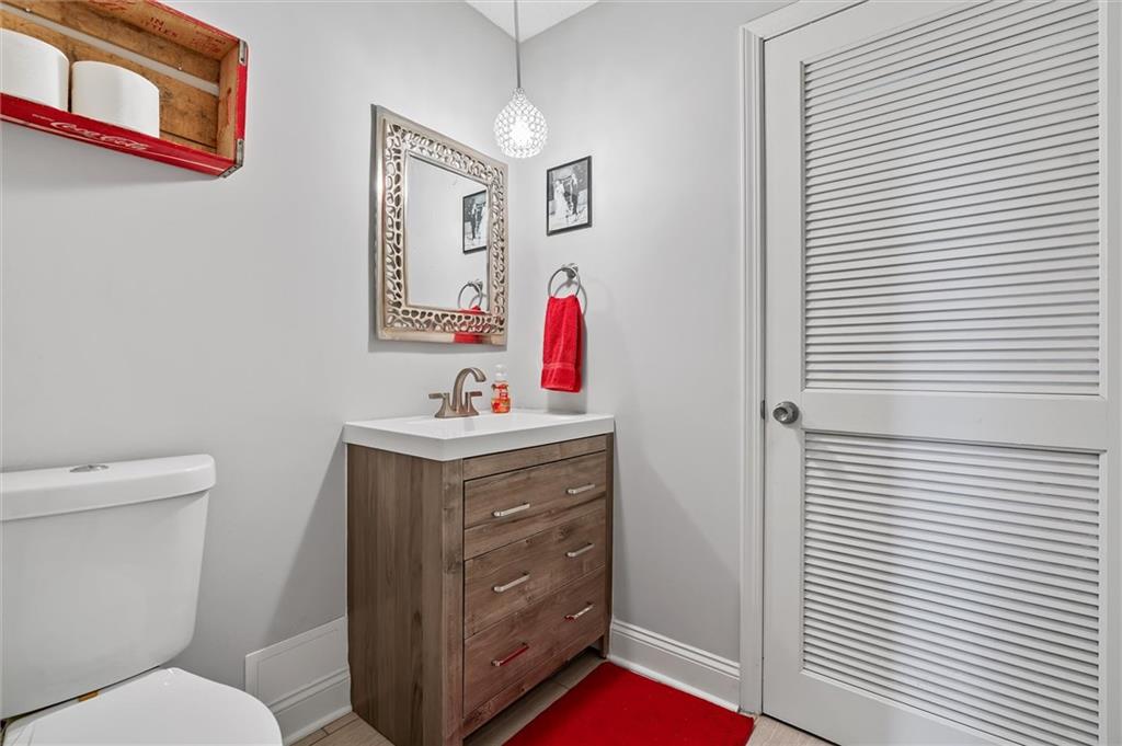 Homes for sale in Olathe, KS | 128 E Nelson Cir, Olathe, KS 66061 | MLS# 2585232