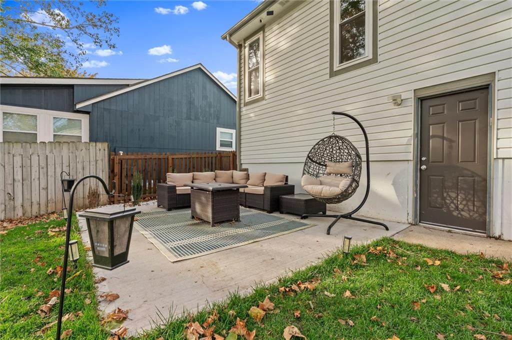 Homes for sale in Olathe, KS | 128 E Nelson Cir, Olathe, KS 66061 | MLS# 2585232