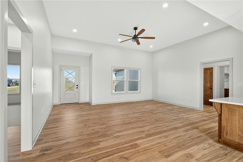 Homes for sale in Odessa, MO | 6724 Tucker Dr, Odessa, MO 64076 | MLS# 2585328