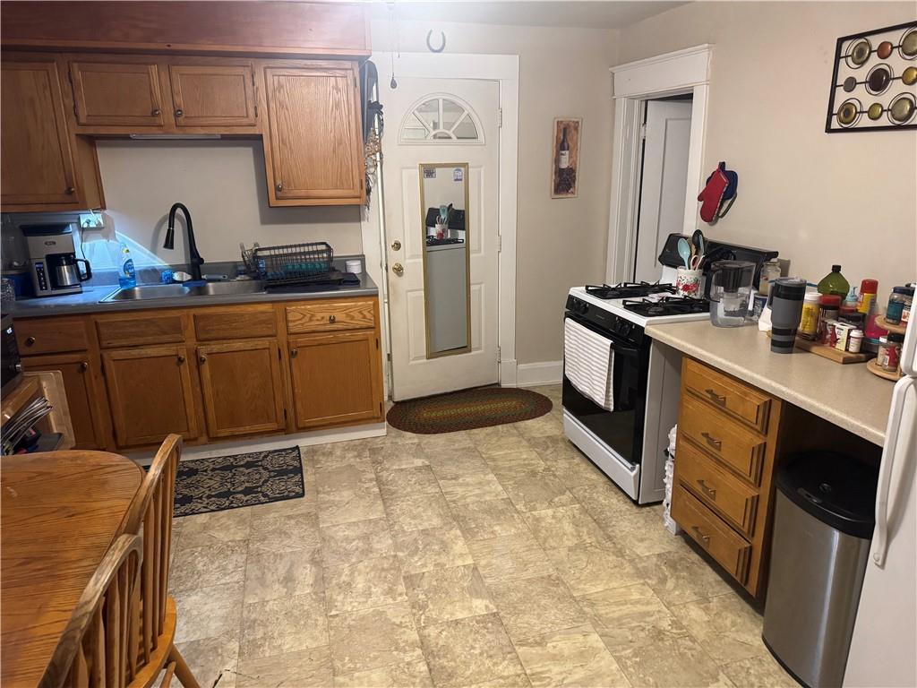 4th image of 11610 Hackett St, Sugar Creek, MO 64054 | MLS# 2586840