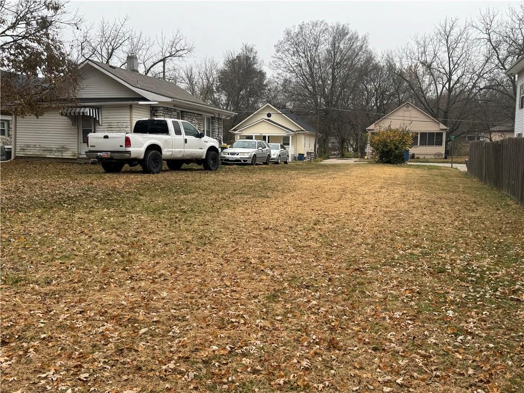14th image of 11610 Hackett St, Sugar Creek, MO 64054 | MLS# 2586840