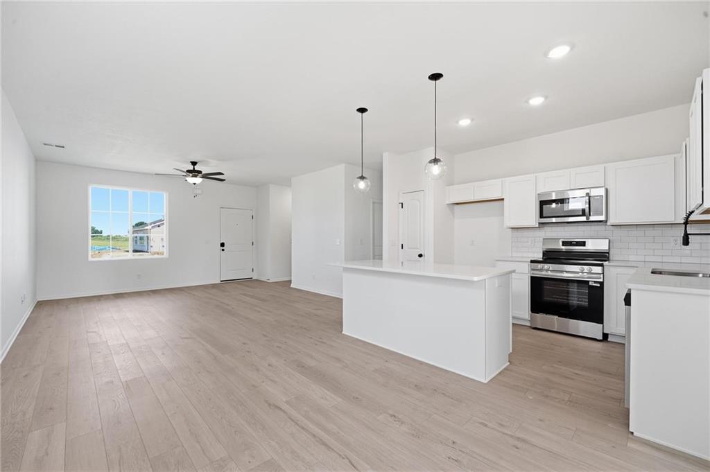 4th image of 3024 Nw 96Th Ter, Kansas City, MO 64154 | MLS# 2586928