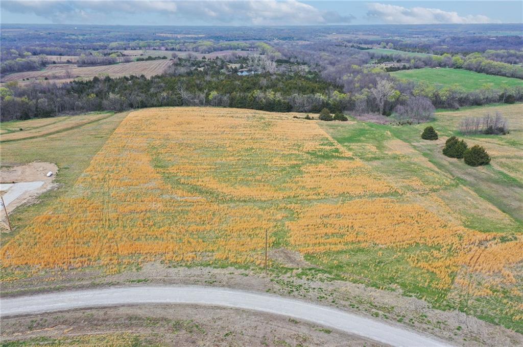 Homes for sale in Mc Louth, KS | Lot 4 Ackerland Rd, Mc Louth, KS 66054 | MLS# 2587100