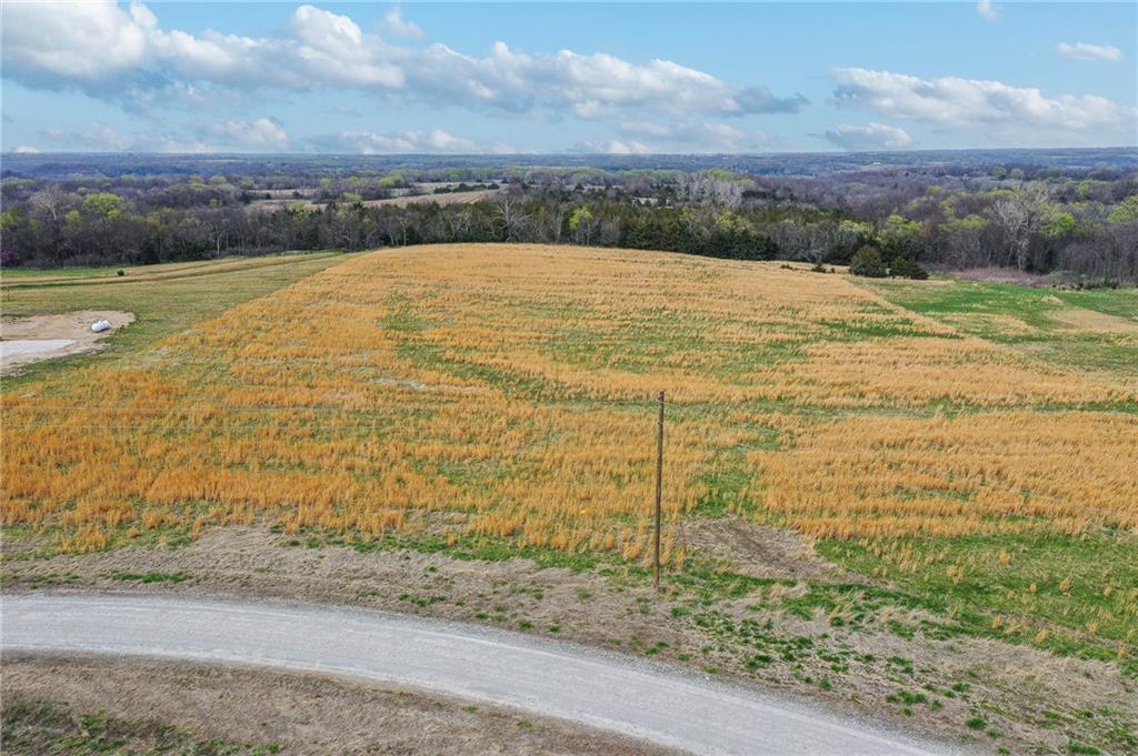 Homes for sale in Mc Louth, KS | Lot 4 Ackerland Rd, Mc Louth, KS 66054 | MLS# 2587100