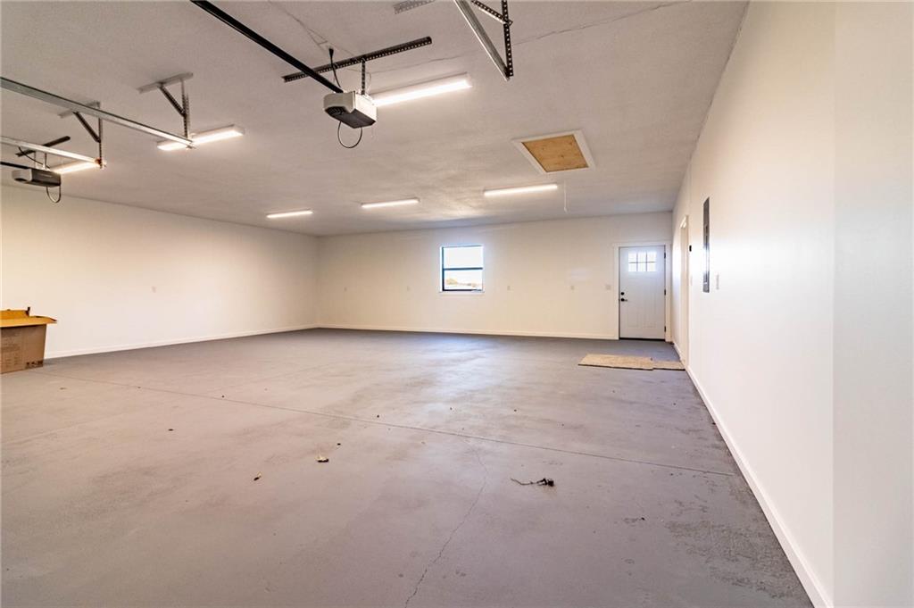 Homes for sale in Windsor, MO | 106 W Lake Shore Dr, Windsor, MO 65360 | MLS# 2587116