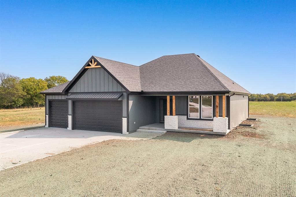 Homes for sale in Tonganoxie, KS | Lot 1 Evans Rd, Tonganoxie, KS 66086 | MLS# 2587167