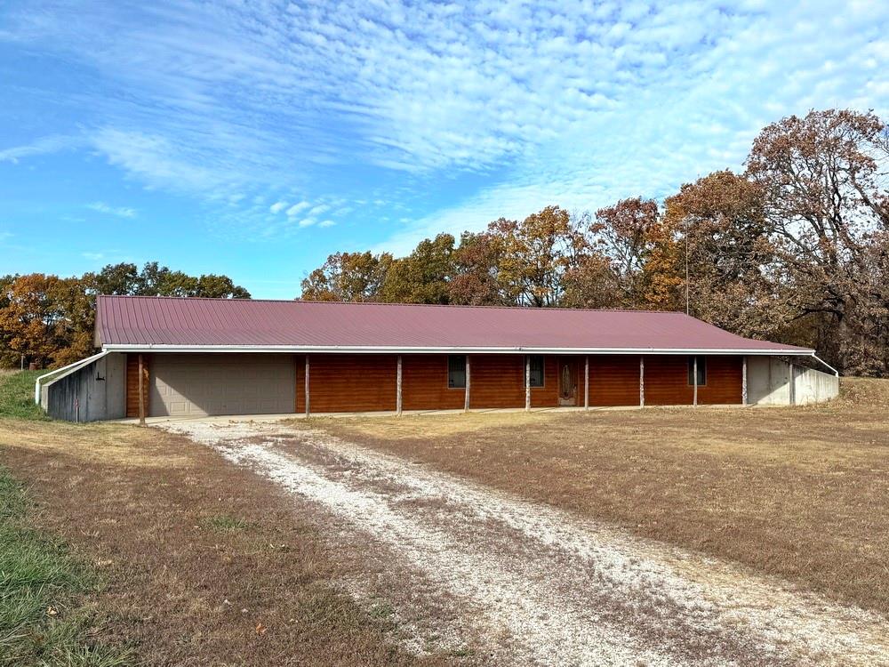 Homes for sale in El Dorado Springs, MO | 4552 S 201 Rd, El Dorado Springs, MO 64744 | MLS# 2587345