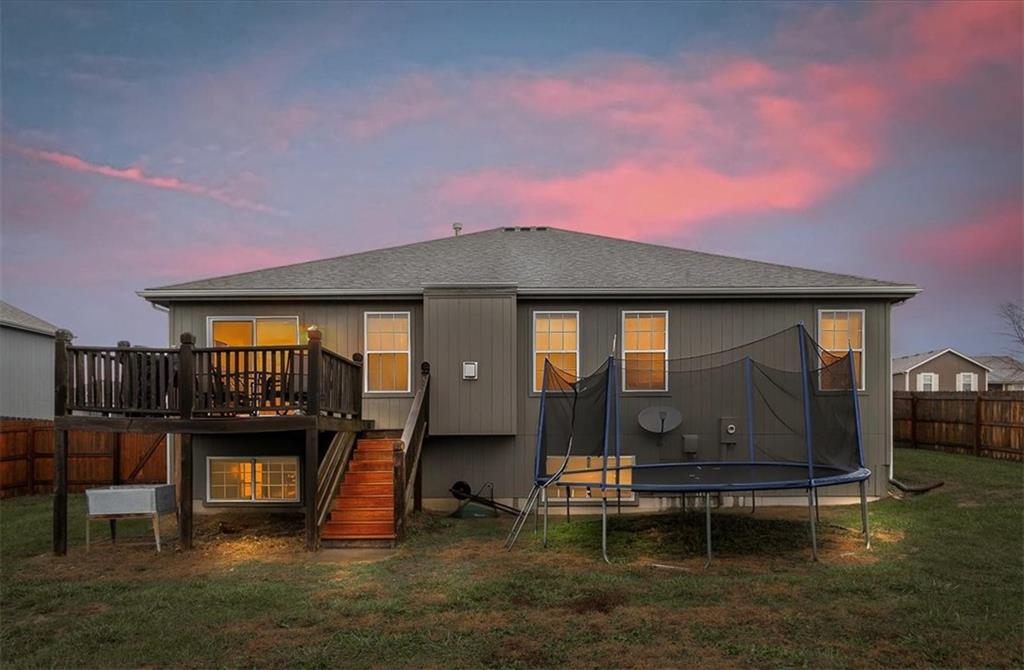 Homes for sale in Basehor, KS | 16209 Margie Ln, Basehor, KS 66007 | MLS# 2588239