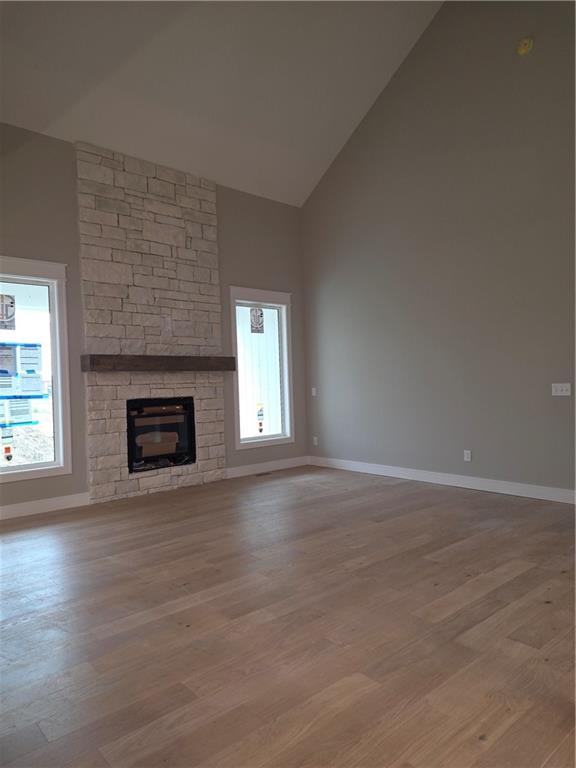 4th image of 4490 Aspen Dr, Basehor, KS 66007 | MLS# 2588360