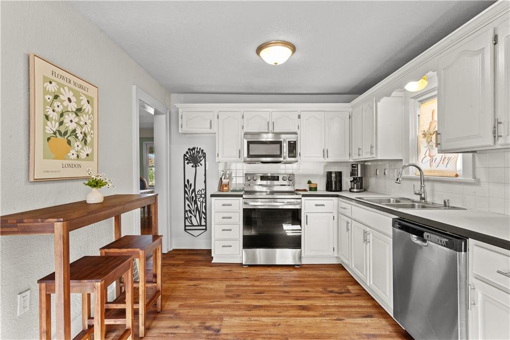 Homes for sale in Lake Tapawingo, MO | 22 Clipper Dr, Lake Tapawingo, MO 64015 | MLS# 2588590