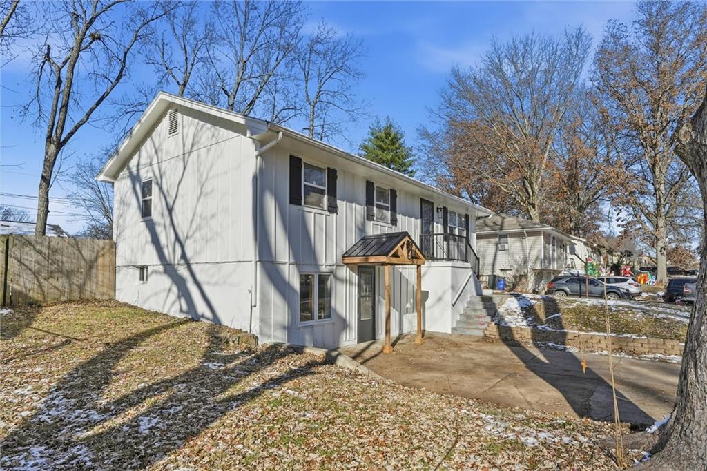 Homes for sale in Blue Springs, MO | 605 Ne 3Rd St, Blue Springs, MO 64014 | MLS# 2589773