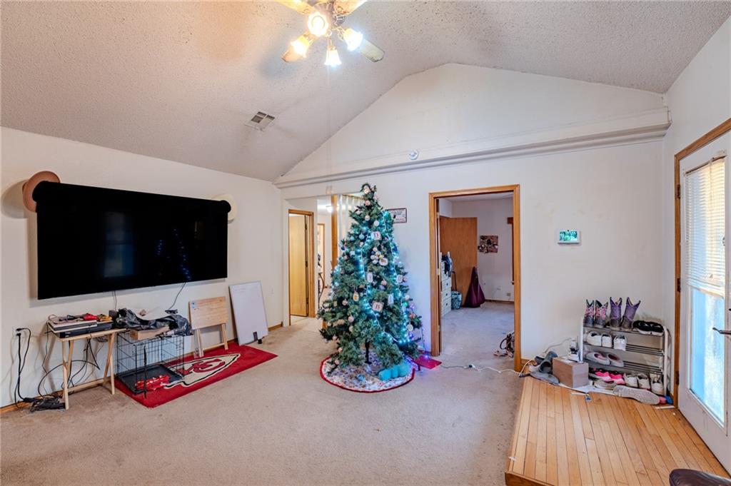 Homes for sale in Fort Scott, KS | 323 S Holbrook St, Fort Scott, KS 66701 | MLS# 2589894