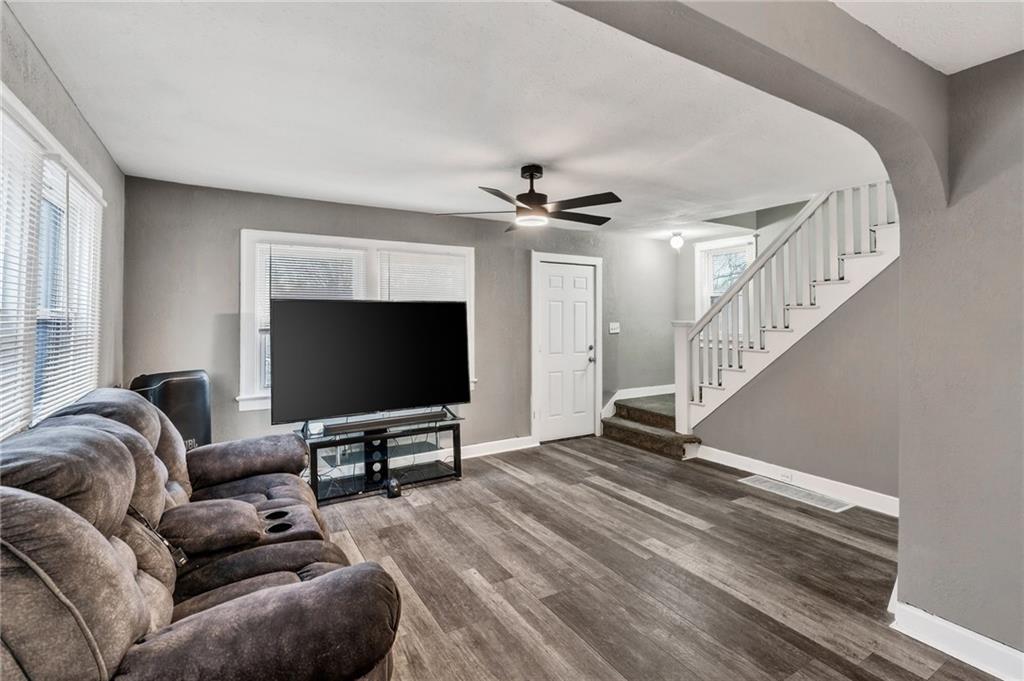 Homes for sale in Kansas City, MO | 5820 Prospect Ave, Kansas City, MO 64130 | MLS# 2591059