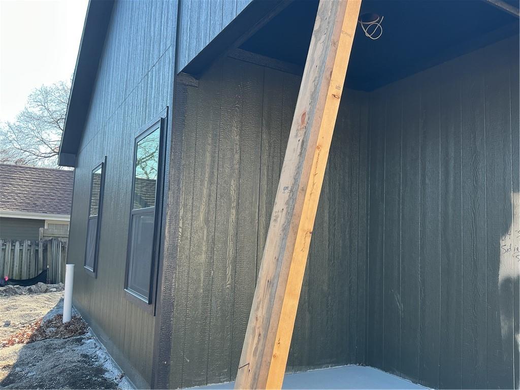 Homes for sale in Ottawa, KS | 707 N Sycamore St, Ottawa, KS 66067 | MLS# 2591117