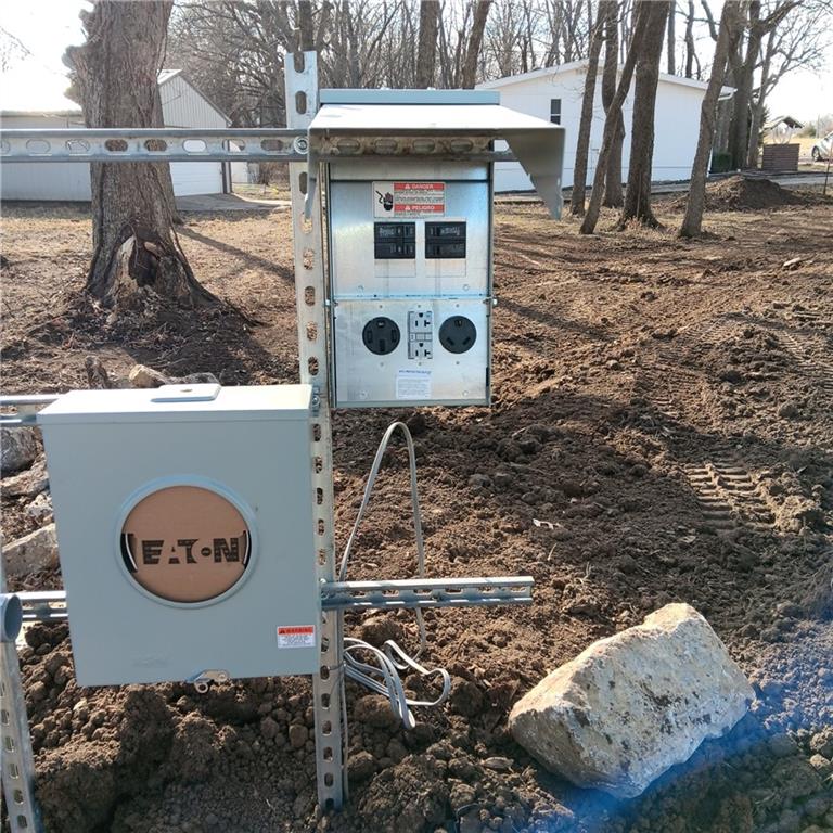 Homes for sale in Linn Valley, KS | 66 & 70 Redwood Ln, Linn Valley, KS 66040 | MLS# 2591760