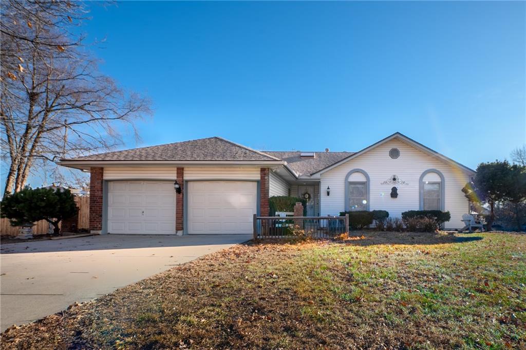 Homes for sale in Kansas City, MO | 7801 N Garfield Ave, Kansas City, MO 64118 | MLS# 2591780