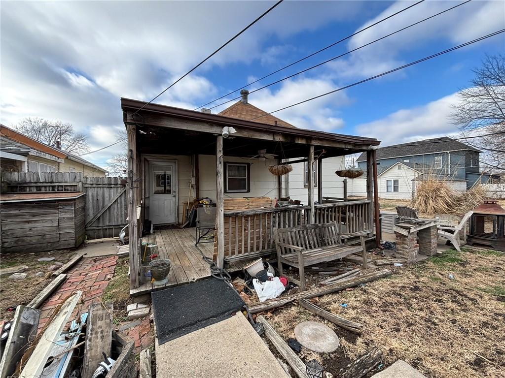 Homes for sale in St Joseph, MO | 2121 S 10th St, St Joseph, MO 64503 | MLS# 2591865