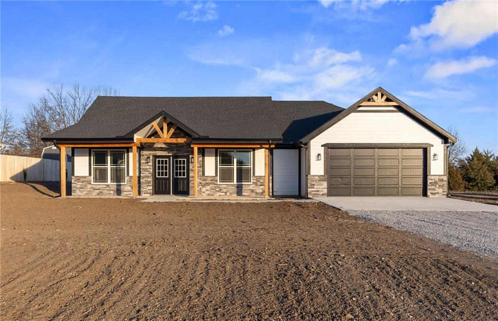 Homes for sale in Warrensburg, MO | 327 Ne 51 Rd, Warrensburg, MO 64093 | MLS# 2591904