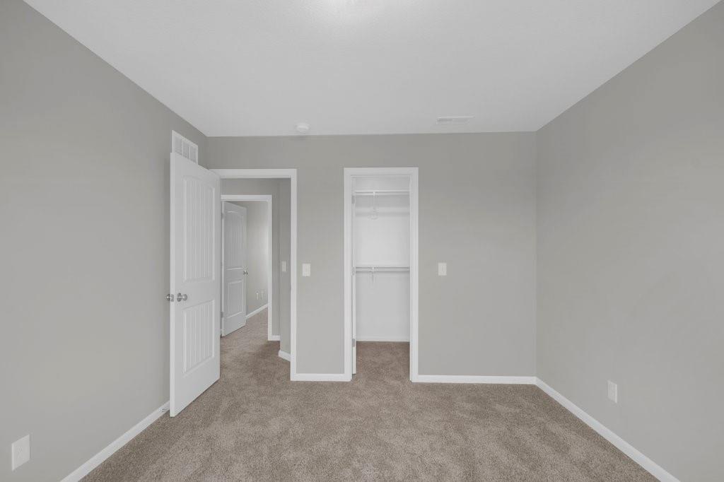 Homes for sale in Kearney, MO | 1204 Noah Ln, Kearney, MO 64060 | MLS# 2592061