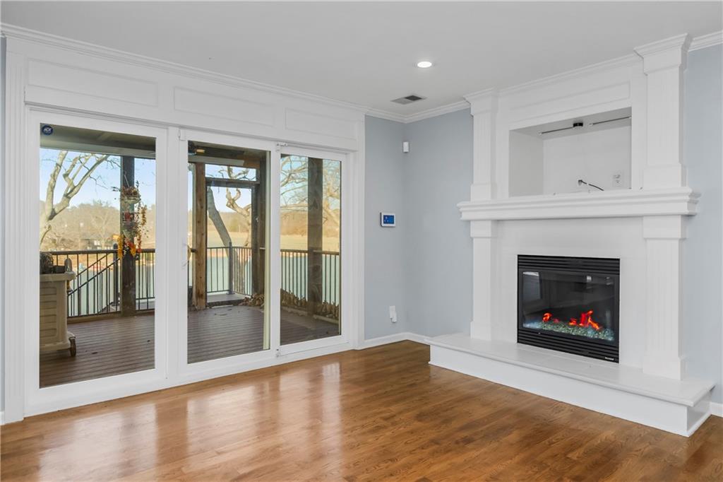 Homes for sale in Lake Tapawingo, MO | 83 Beach Dr, Lake Tapawingo, MO 64015 | MLS# 2592389