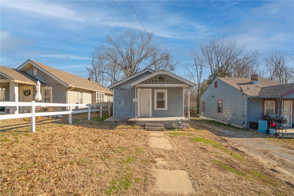 Homes for sale in Kansas City, KS | 2139 N 33rd St, Kansas City, KS 66104 | MLS# 2592647