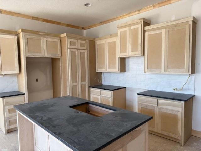 Homes for sale in Olathe, KS | 15301 W 173Rd Ter, Olathe, KS 66062 | MLS# 2594902